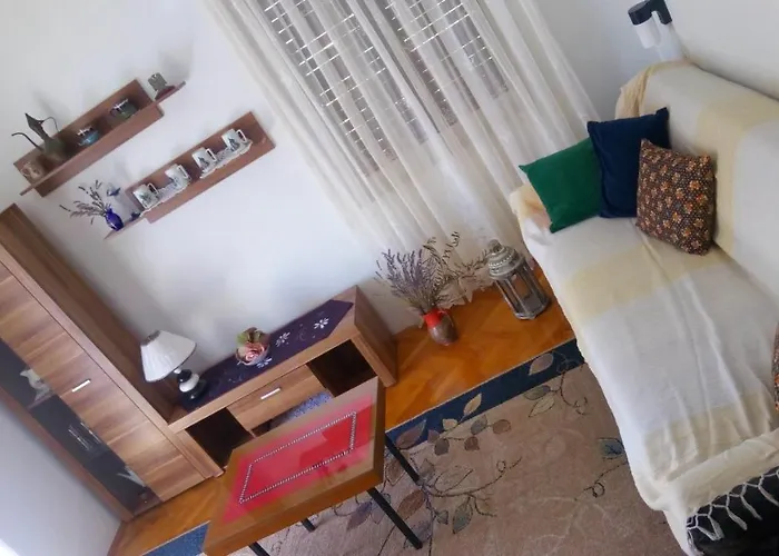 Apartment Mira